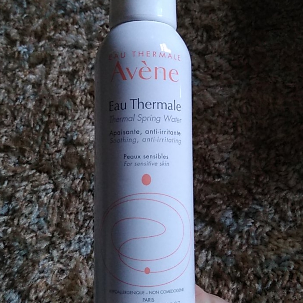 EAU Thermale Avene Thermal Spring Water